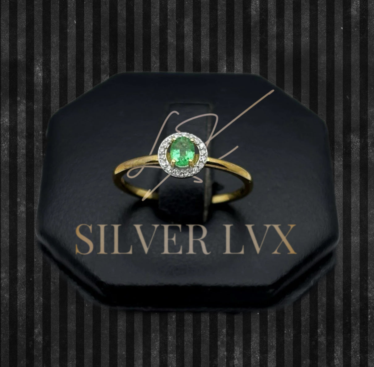 Anillo Solitario Con Diamante Natural Y Esmeralda Oro 14K