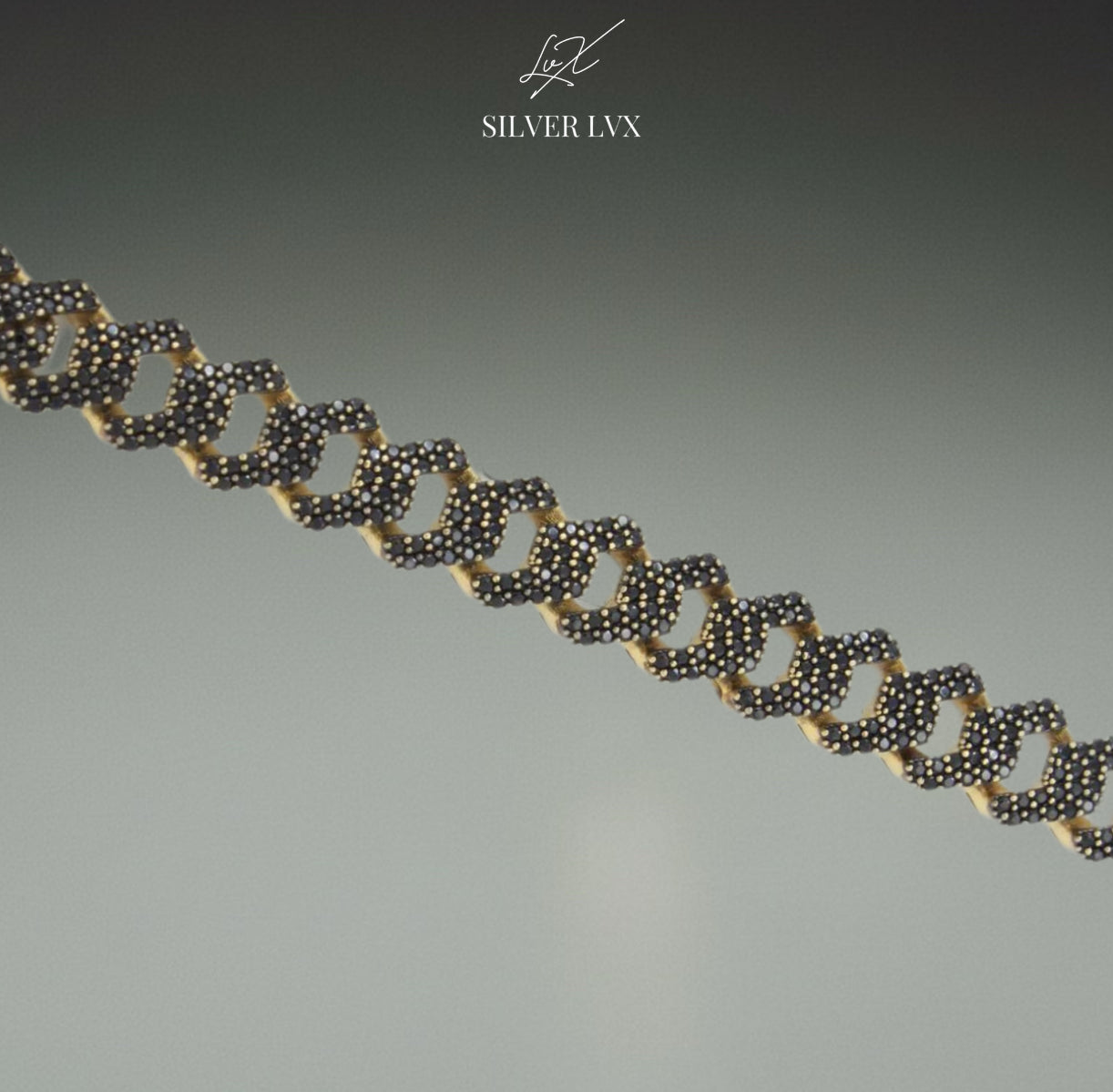 Pulso Mónaco chain 14K edge con Swarovski Negro Broche Pavé